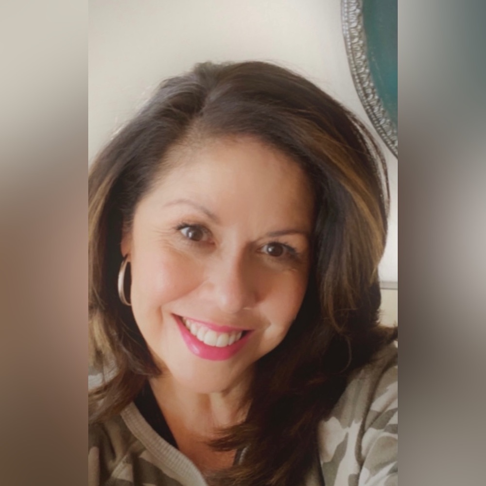 Meet your Posher, Debbie